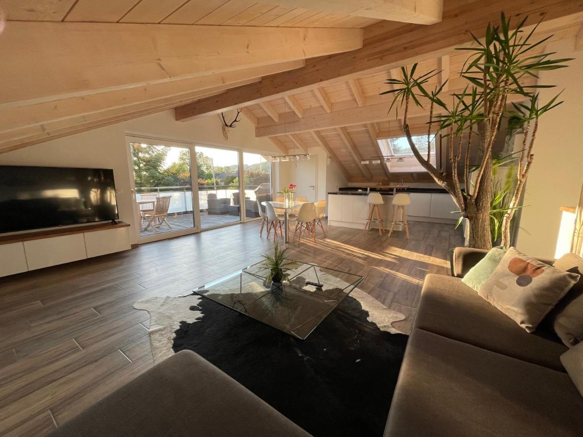 Lichtdurchflutete Wohnung Mit Grosser Dachterrasse Bruckmuhl Exterior photo