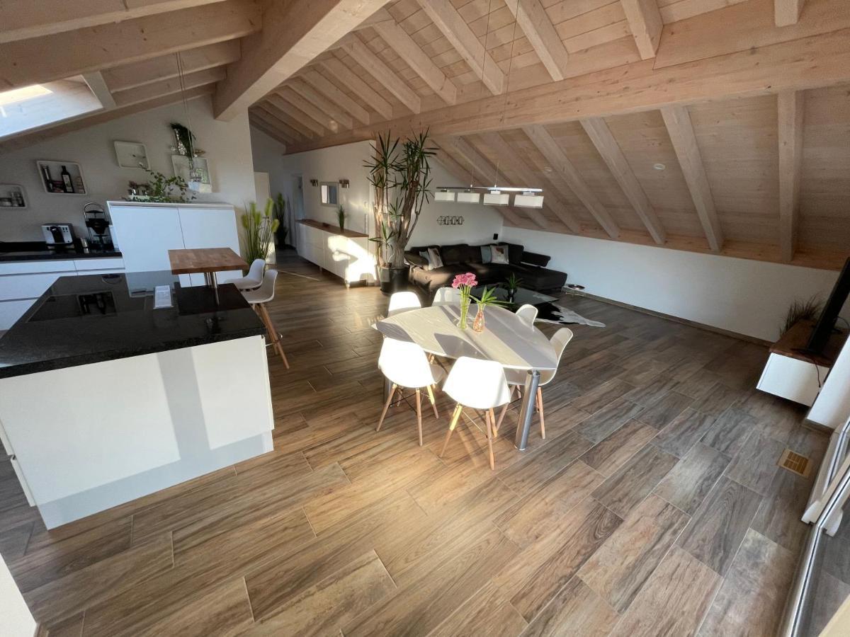 Lichtdurchflutete Wohnung Mit Grosser Dachterrasse Bruckmuhl Exterior photo