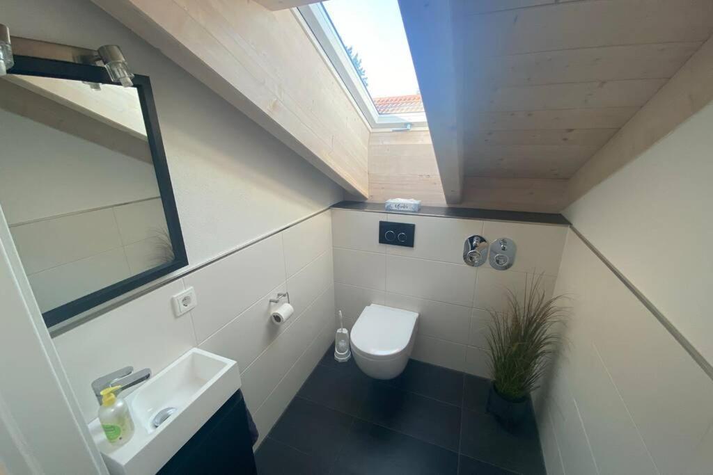 Lichtdurchflutete Wohnung Mit Grosser Dachterrasse Bruckmuhl Exterior photo